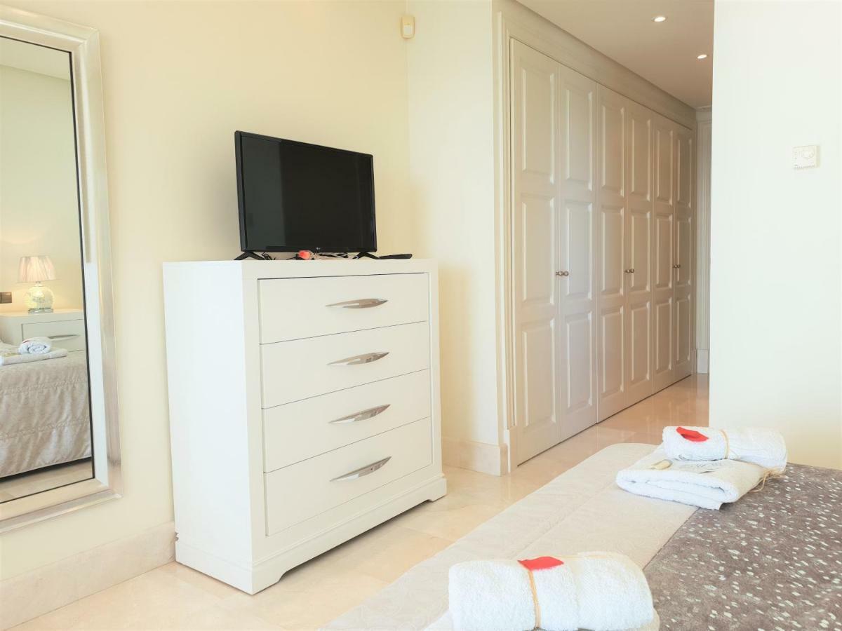 Luxury Apartment Frontal To The Sea In Estepona Doncella Beach Ngoại thất bức ảnh