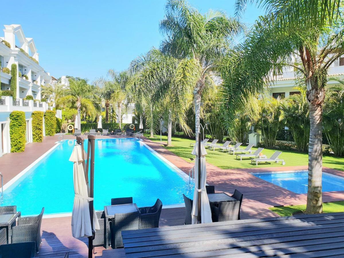 Luxury Apartment Frontal To The Sea In Estepona Doncella Beach Ngoại thất bức ảnh