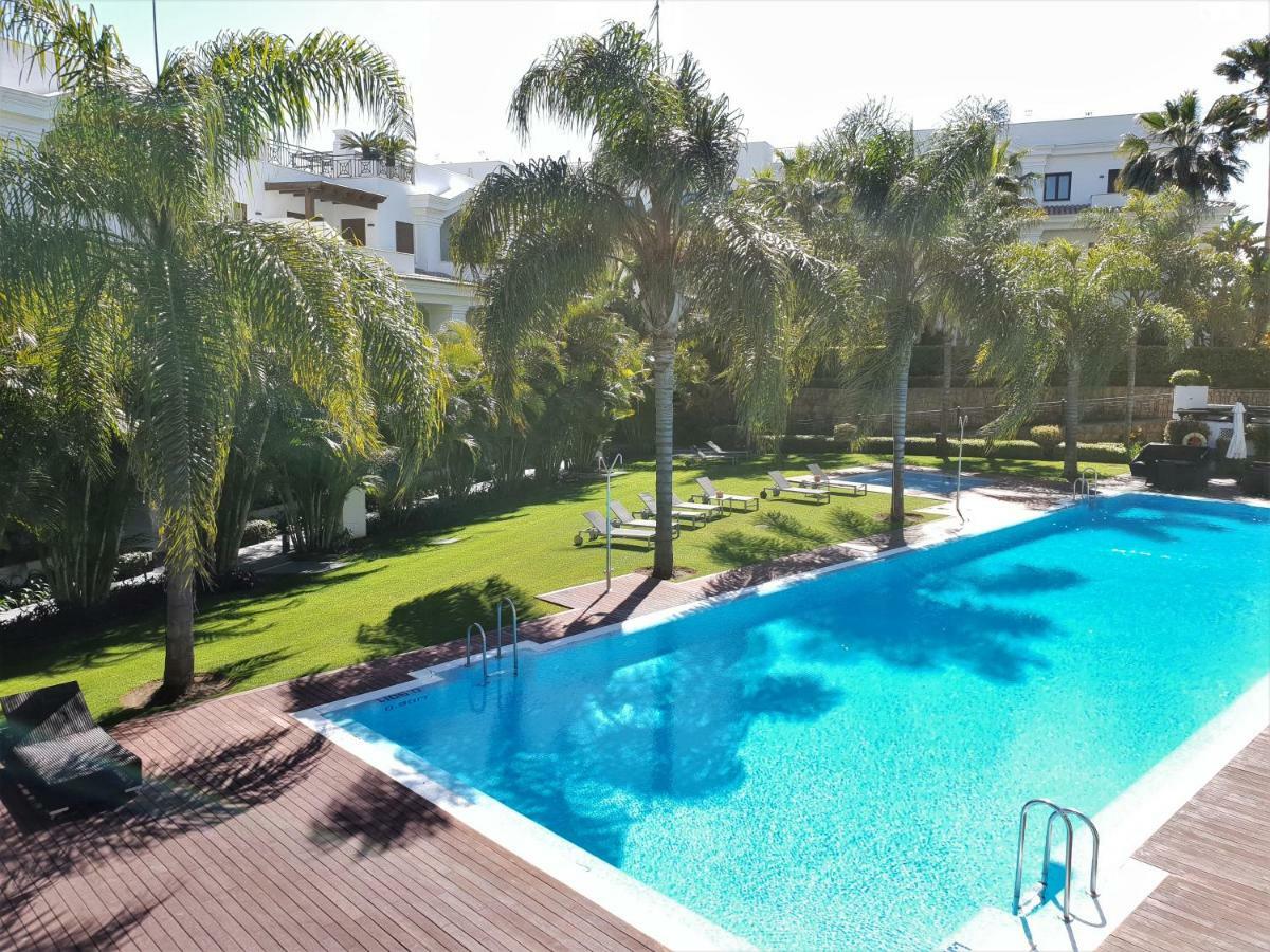 Luxury Apartment Frontal To The Sea In Estepona Doncella Beach Ngoại thất bức ảnh