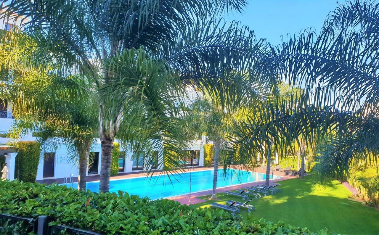 Luxury Apartment Frontal To The Sea In Estepona Doncella Beach Ngoại thất bức ảnh